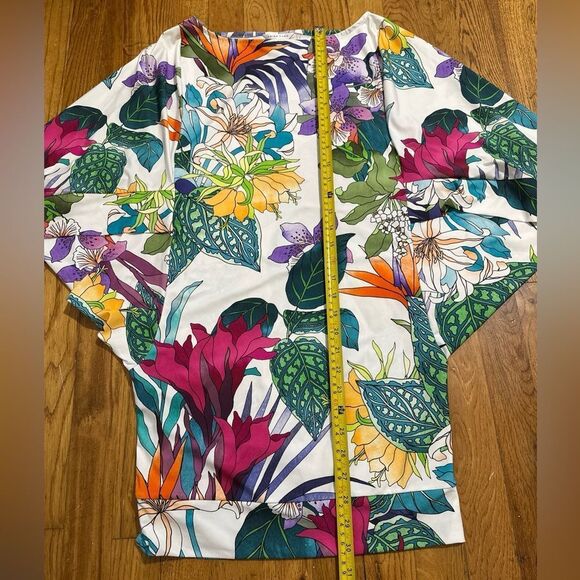 Trina Turk Amazonia Floral Multicolor Women's top sz small - Picture 12 of 13